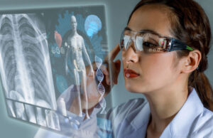 Monitoreo de redes en el sector salud: sus beneficios El monitoreo de redes en salud permite al equipo TIC vigilar el funcionamiento del ecosistema IoMT mientras los médicos se concentran en los pacientes.